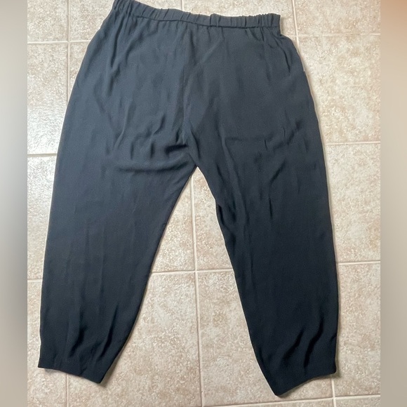 Eileen Fisher Black Silk Capri Pant Size Large Petite - Picture 2 of 6